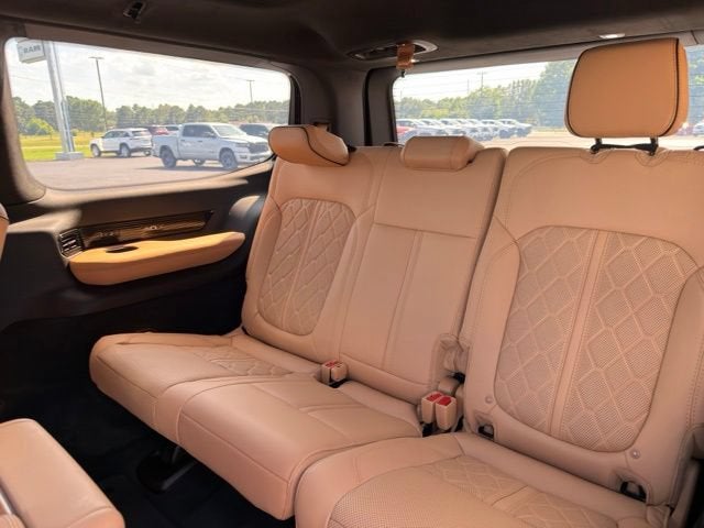 2024 Jeep Grand Wagoneer Series III