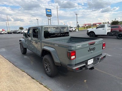 2025 Jeep Gladiator Sport S