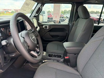 2025 Jeep Gladiator Sport S