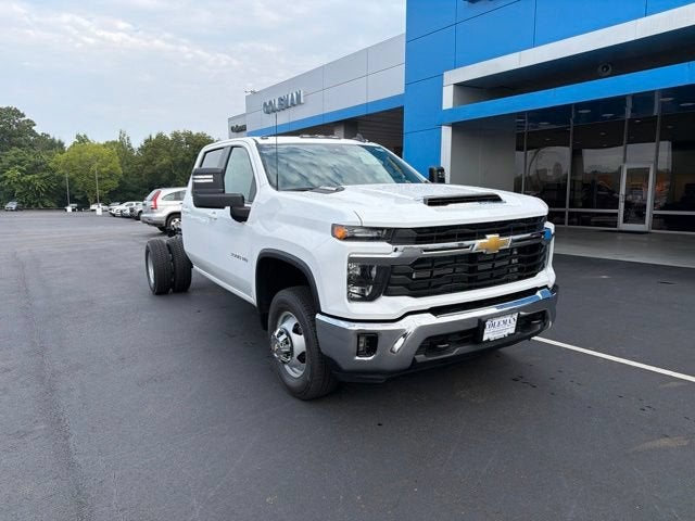2026 Chevrolet Silverado 3500 HD Chassis Cab LT