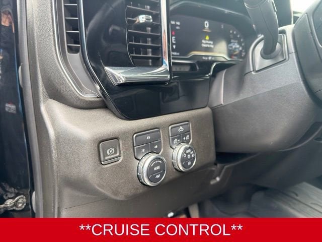2024 GMC Sierra 3500 HD Chassis Cab SLE