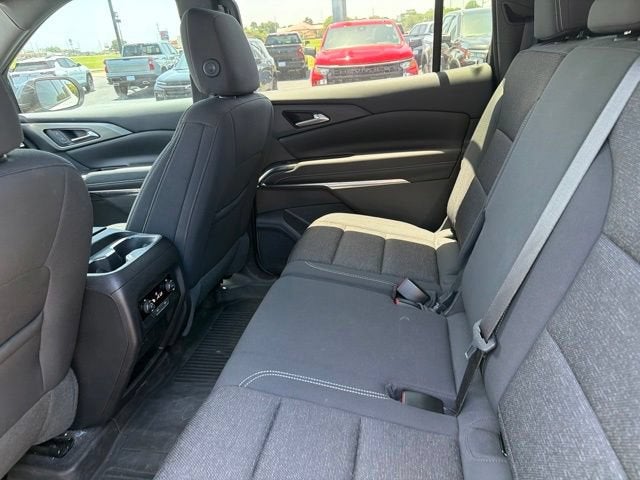 2024 Chevrolet Traverse LS