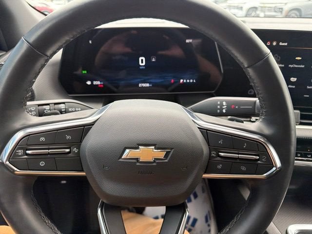 2025 Chevrolet Equinox LT - Photo 13