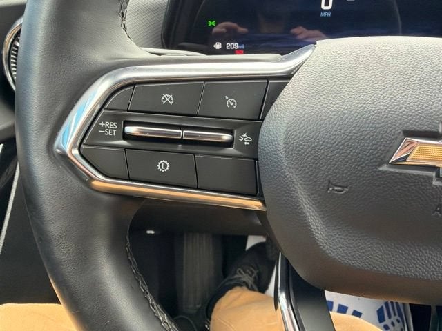 2025 Chevrolet Equinox LT - Photo 14