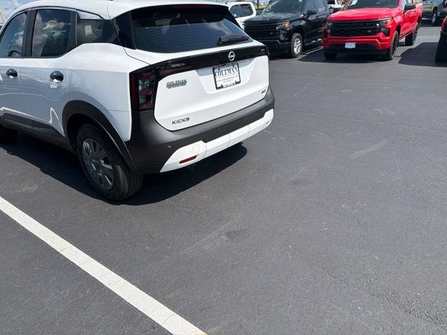 2025 Nissan Kicks S