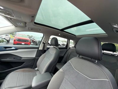 2024 Volkswagen Taos SE
