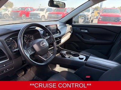 2025 Nissan Rogue SV