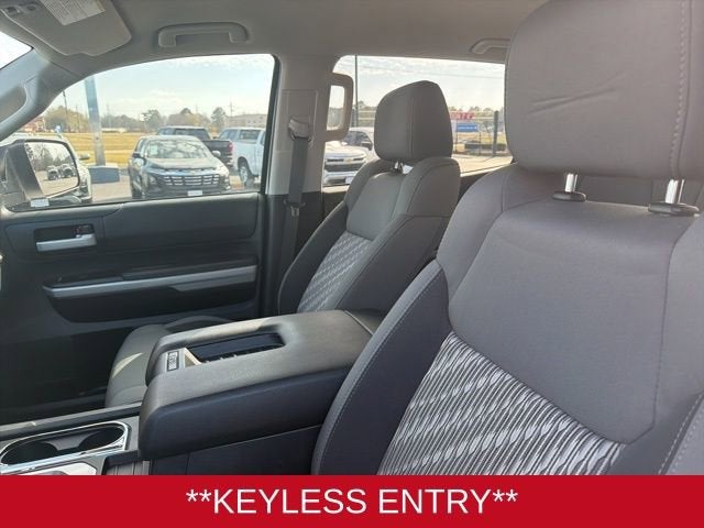 2019 Toyota Tundra 4WD SR5