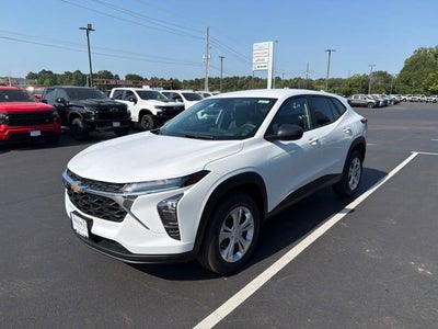 2026 Chevrolet Trax LS