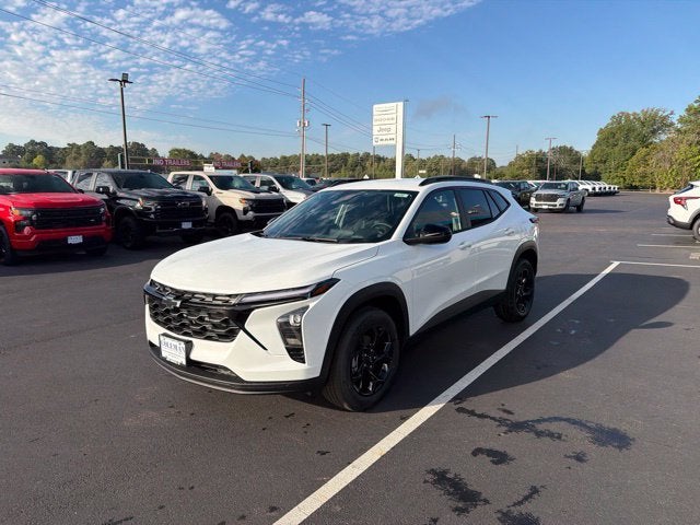2026 Chevrolet Trax LT - Photo 6