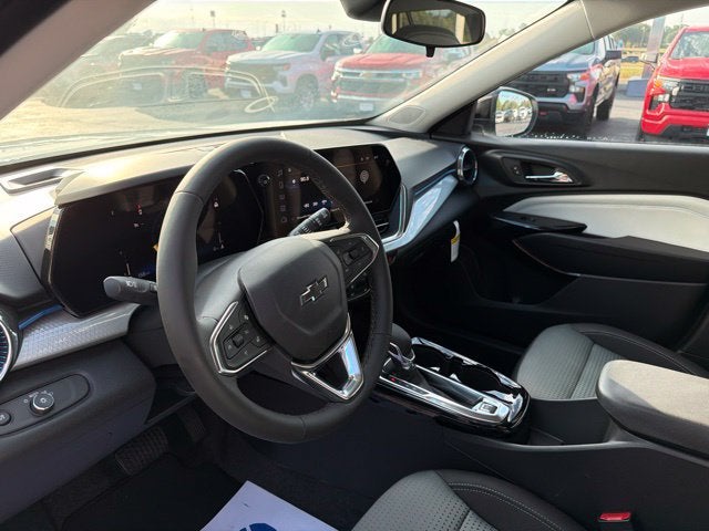 2026 Chevrolet Trax LT - Photo 8